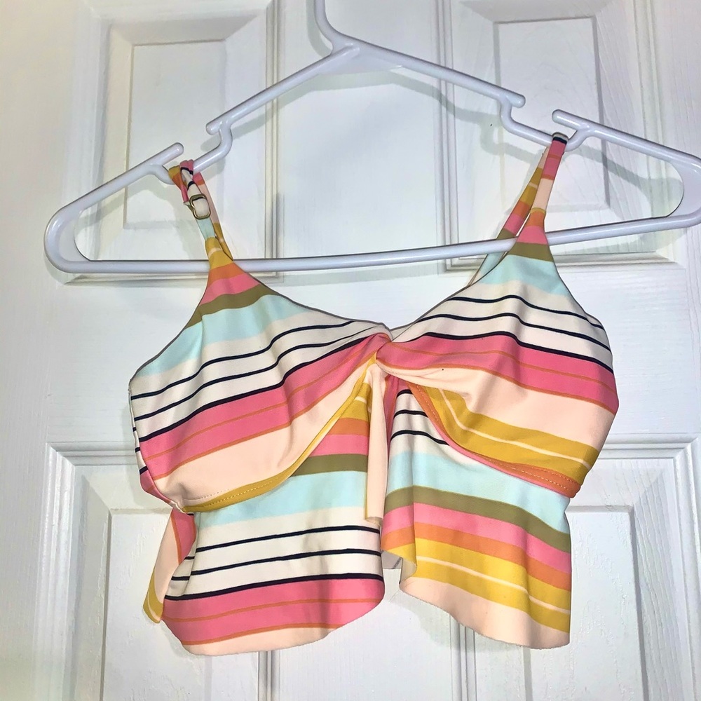 very cute swim set !